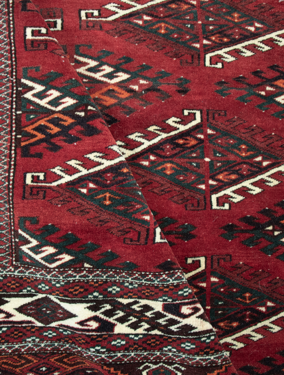 Russian Turkoman Yamut Rug