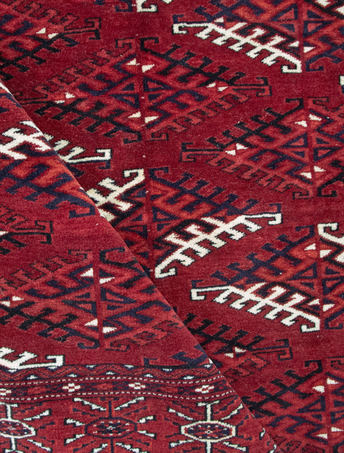 Russian Turkoman Yamut Rug