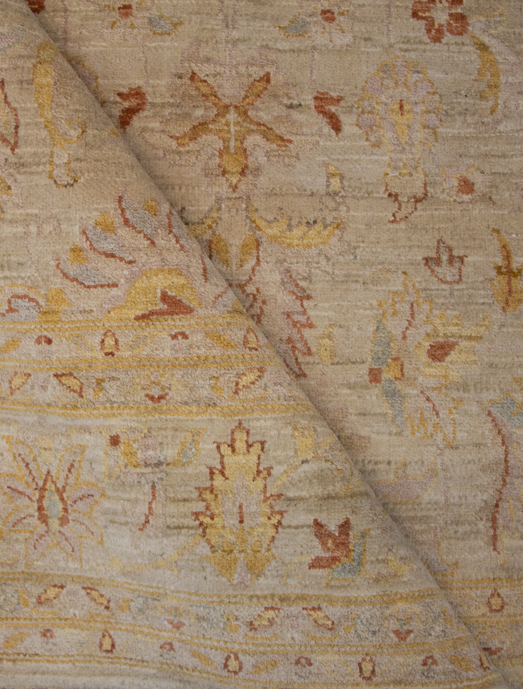 Pakistan Chubi Rug